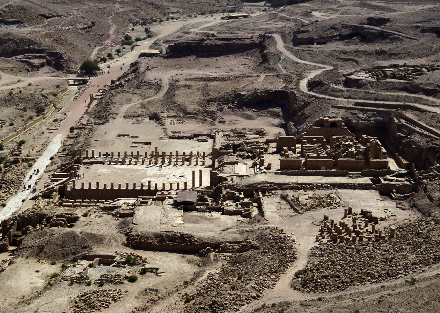 Kompleks "Wielkiej Świątyni". Widok z al-Habis